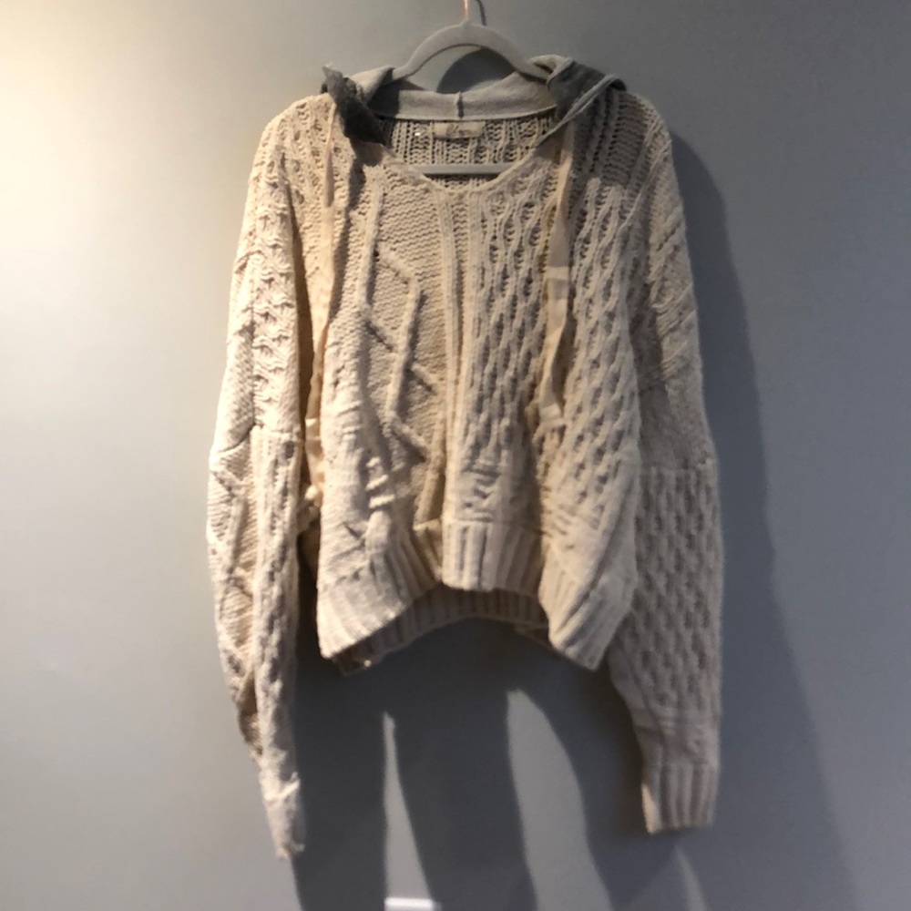 Thick chunky knit hooded sweater